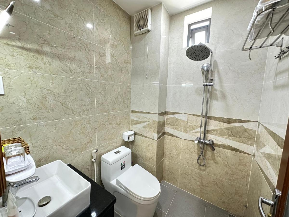 The Land Hotel & Apartment Вунгтау Экстерьер фото